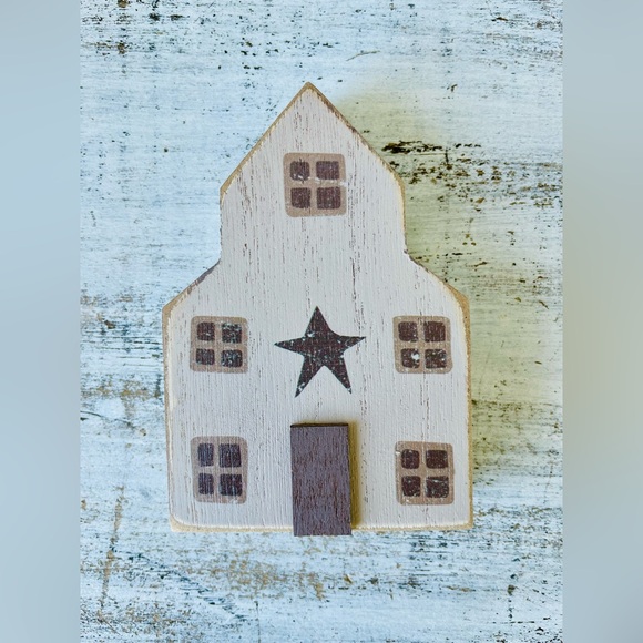 *Distressed Primitive Church Sitter - Picture 7 of 11